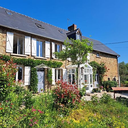 La Paix, Gite Bucolique En Normandie Condé-sur-Noireau Exteriör bild